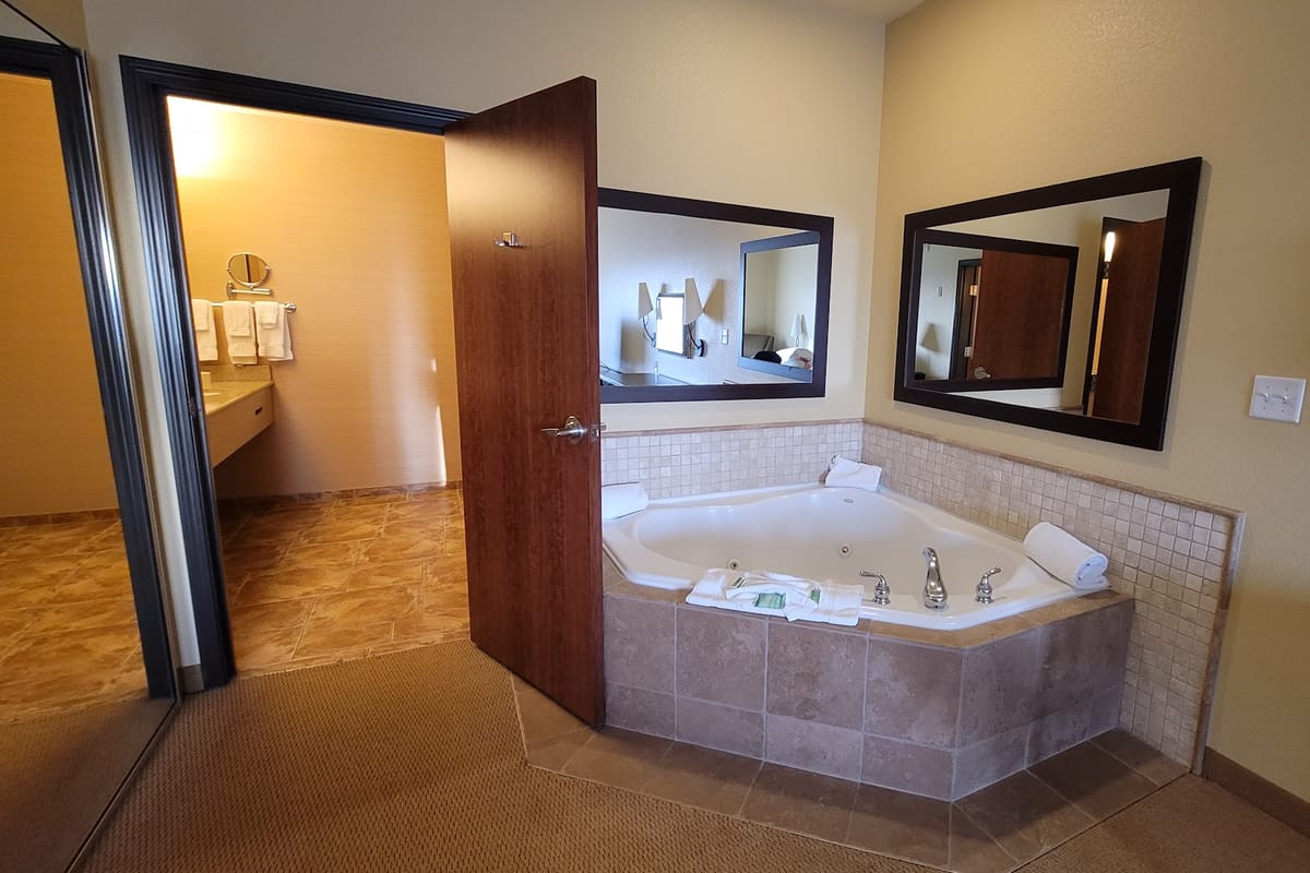Holiday Inn Denver-Parker-E470/Parker Rd by IHG featured offerings