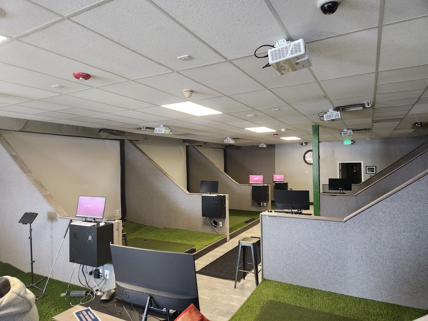 Double Eagle Indoor Golf golf course in Parker, Colorado