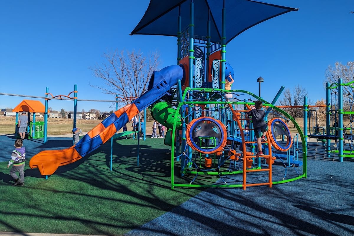 Big Dry Creek Park atmosphere and seating