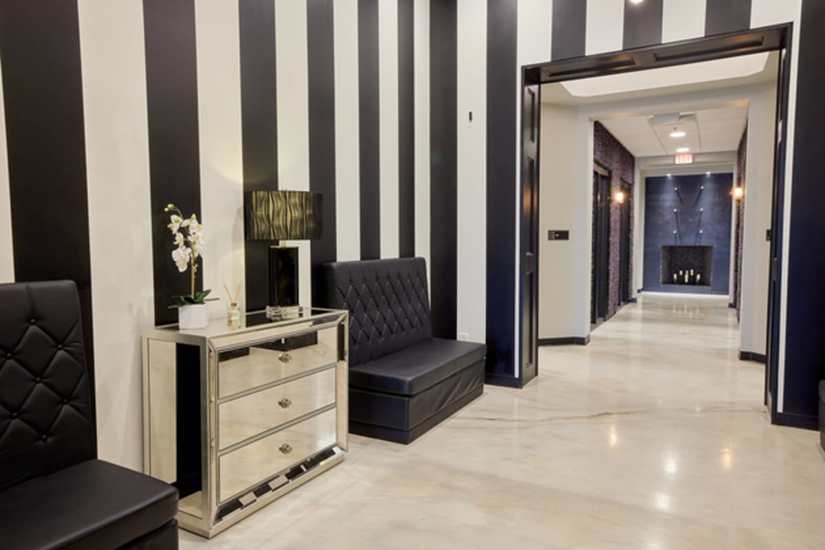 Sola Salons dining area