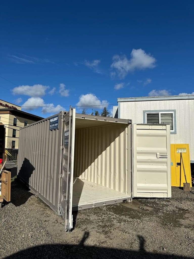 Haulaway Storage Containers exterior entrance