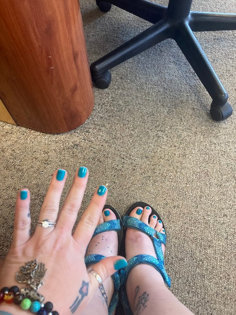 Tip To Toe Nails atmosphere and seating