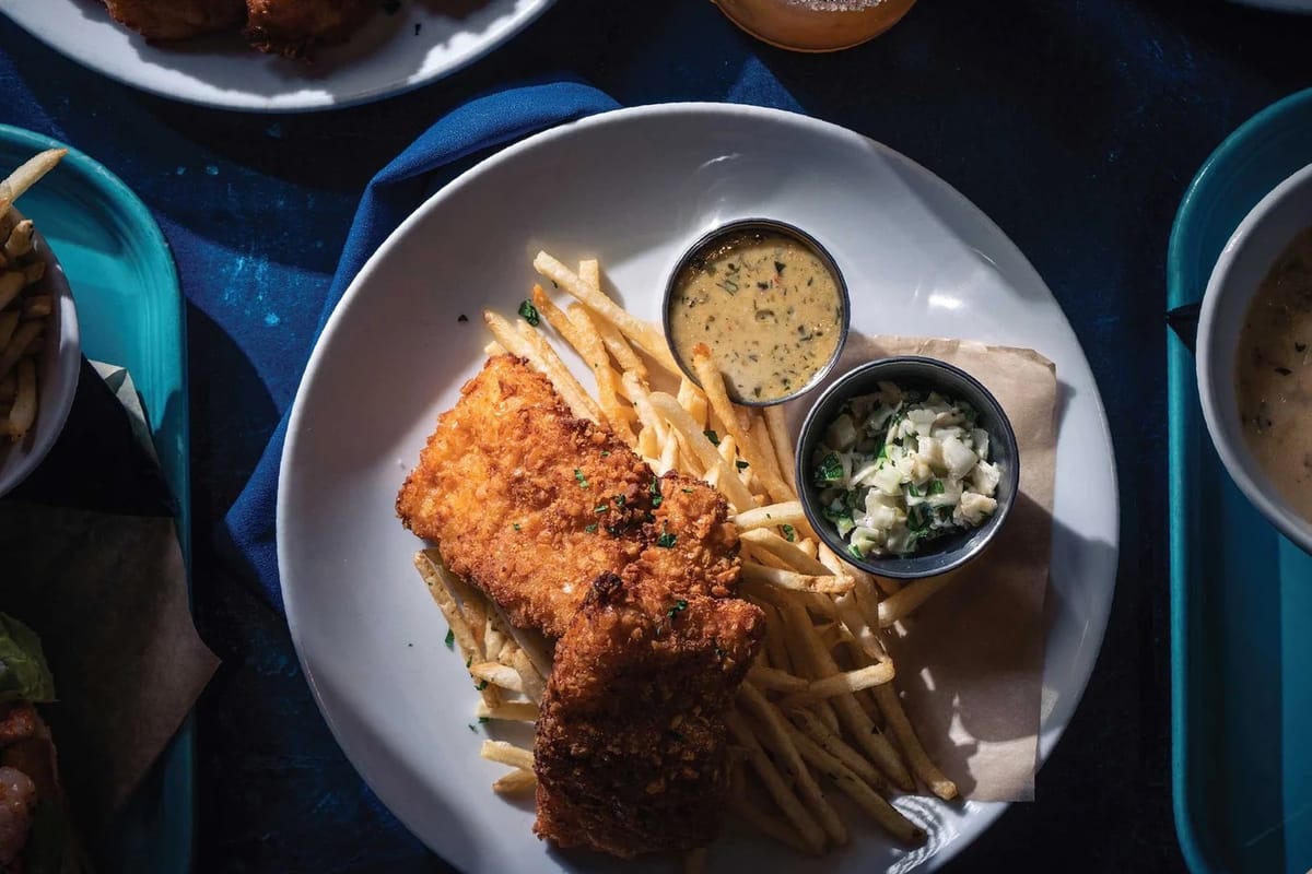 Blue Island Oyster Bar and Seafood atmosphere and seating