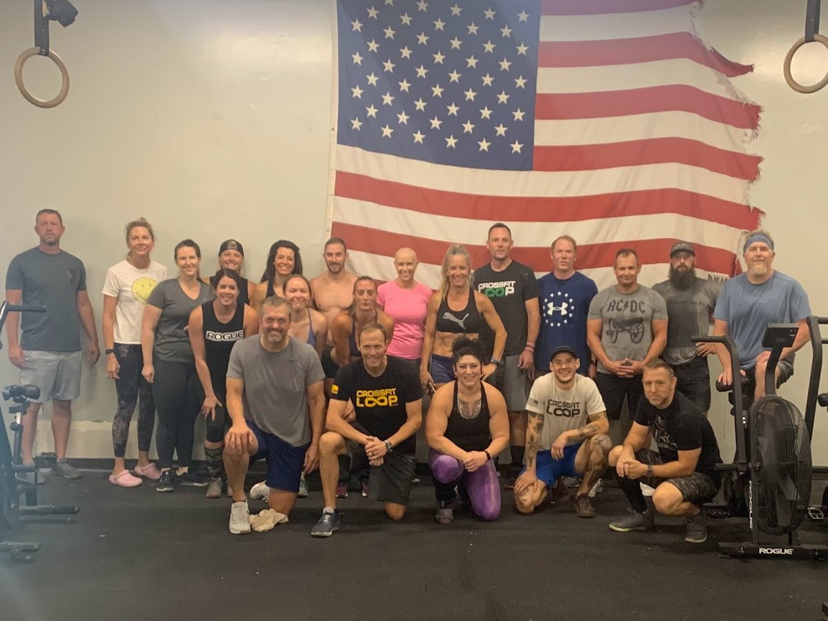 CrossFit Loop dining area