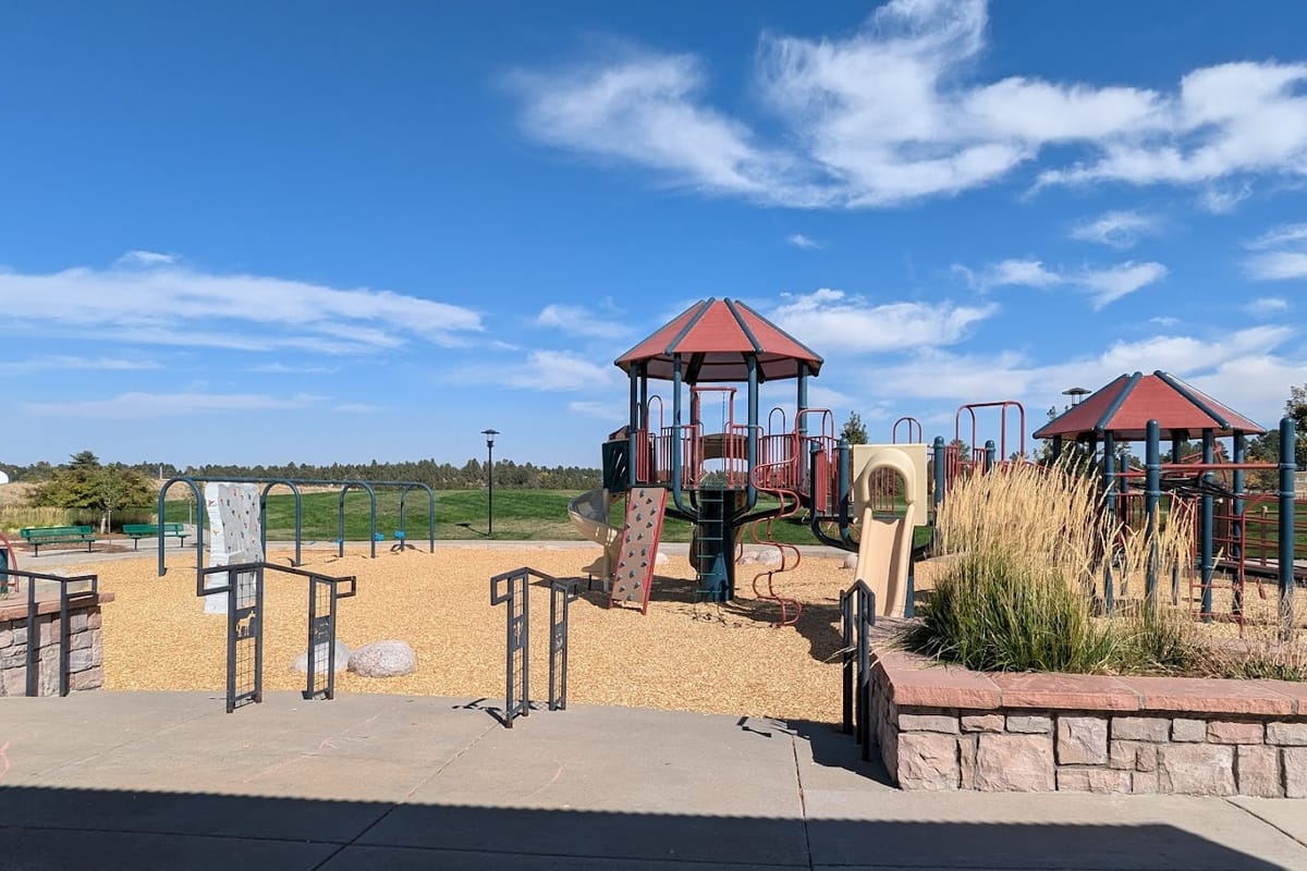 Bayou Gulch Playground featured offerings