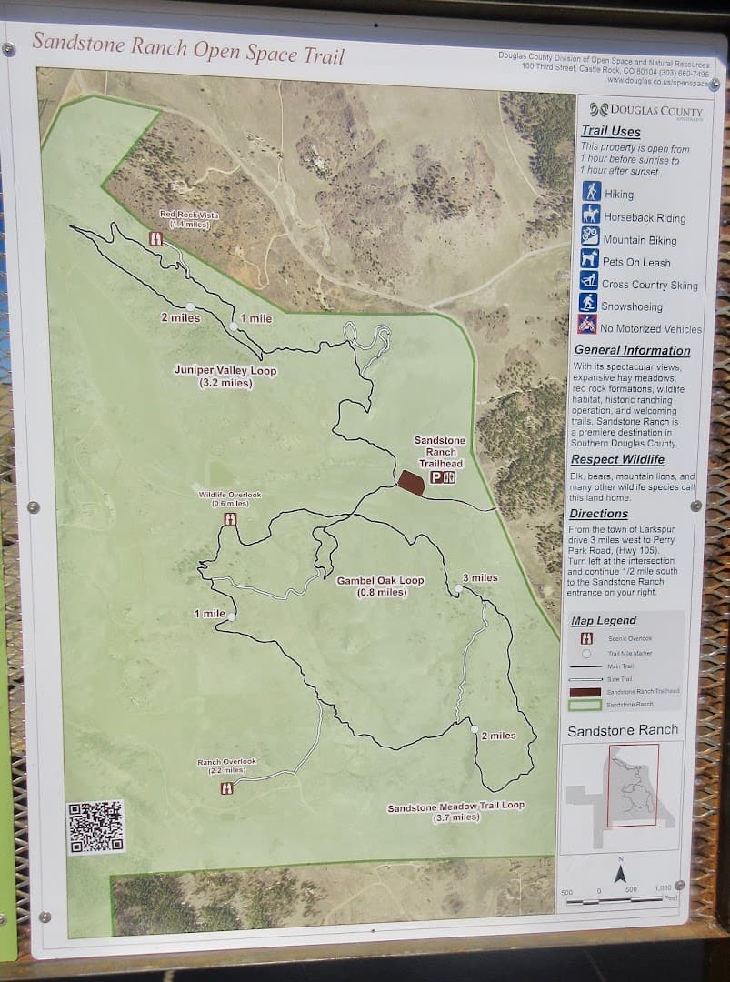 Sandstone Ranch Trail park in Larkspur, Colorado