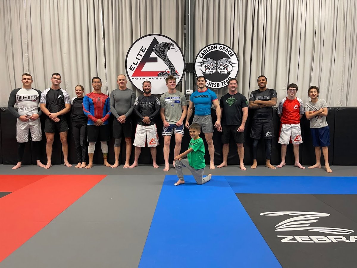 The Rock Jiu Jitsu Team atmosphere and seating