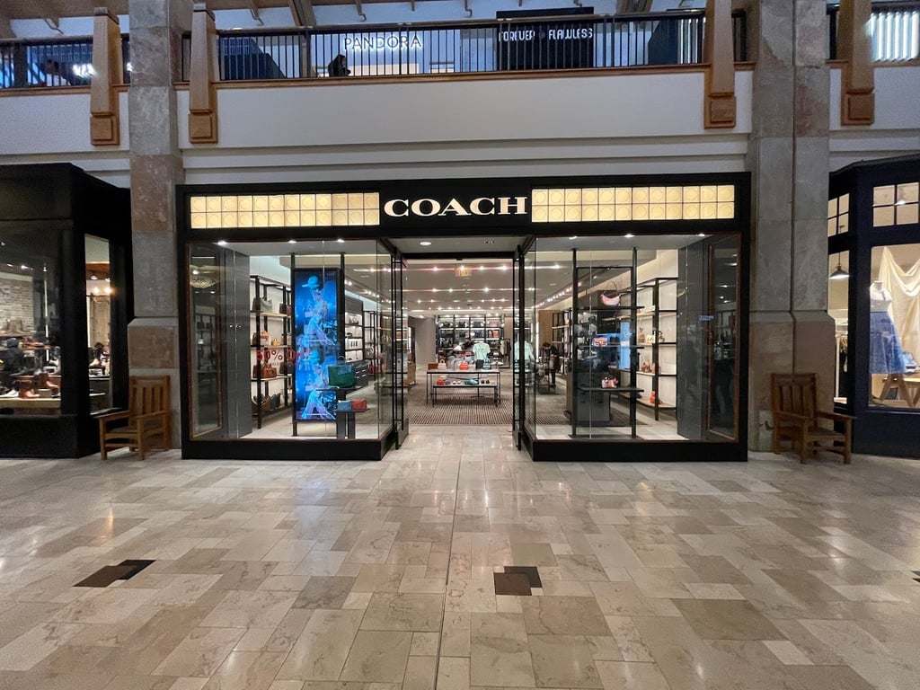 COACH