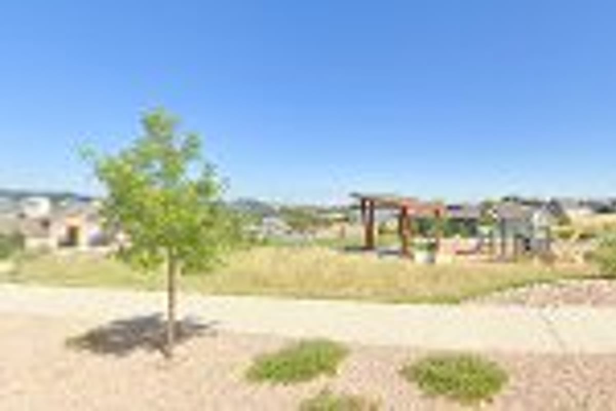 Ravenwood Park atmosphere and seating