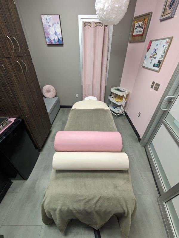Douglas Massage Therapy at Sola Salons featured offerings