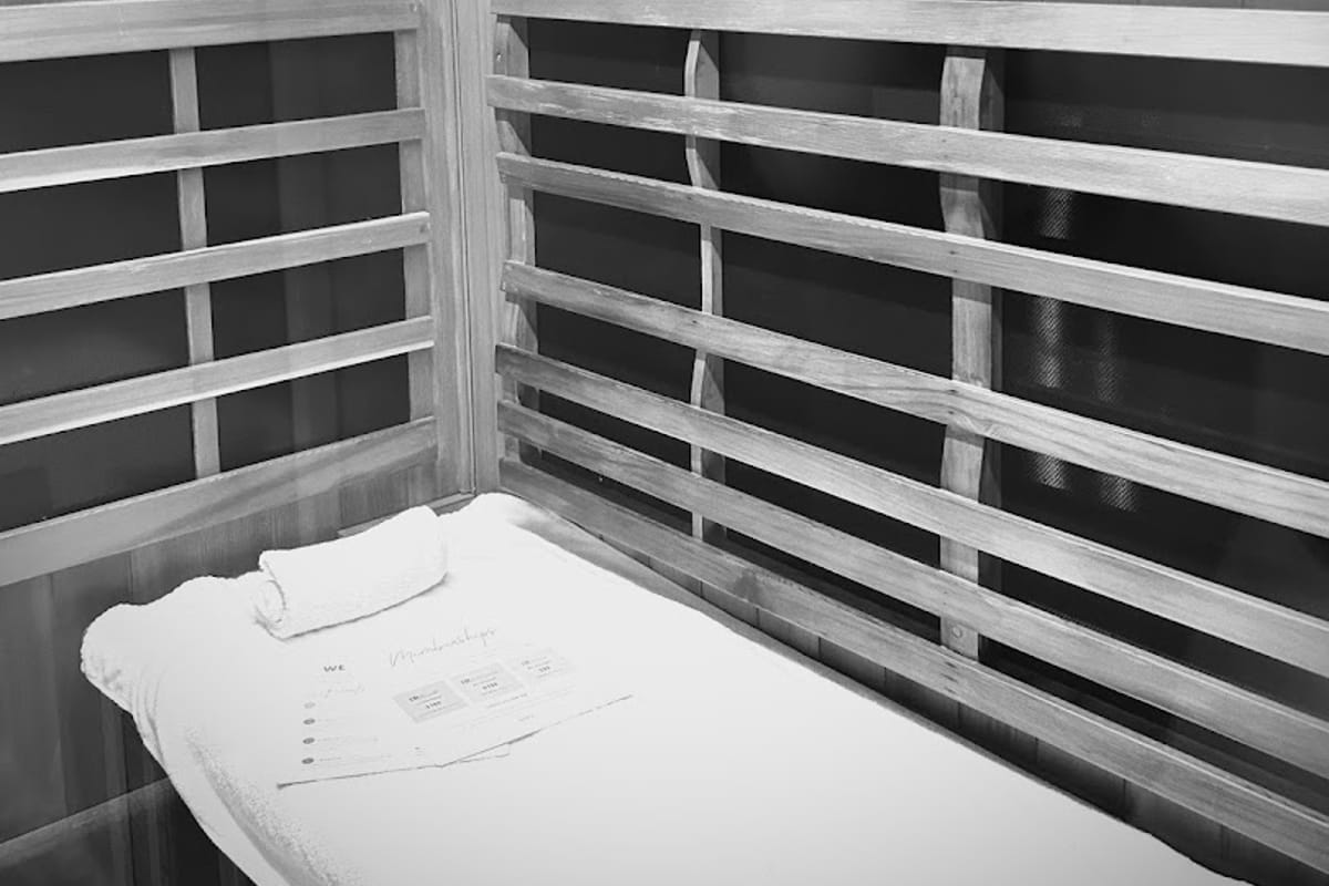 Perspire Sauna Studio dining area