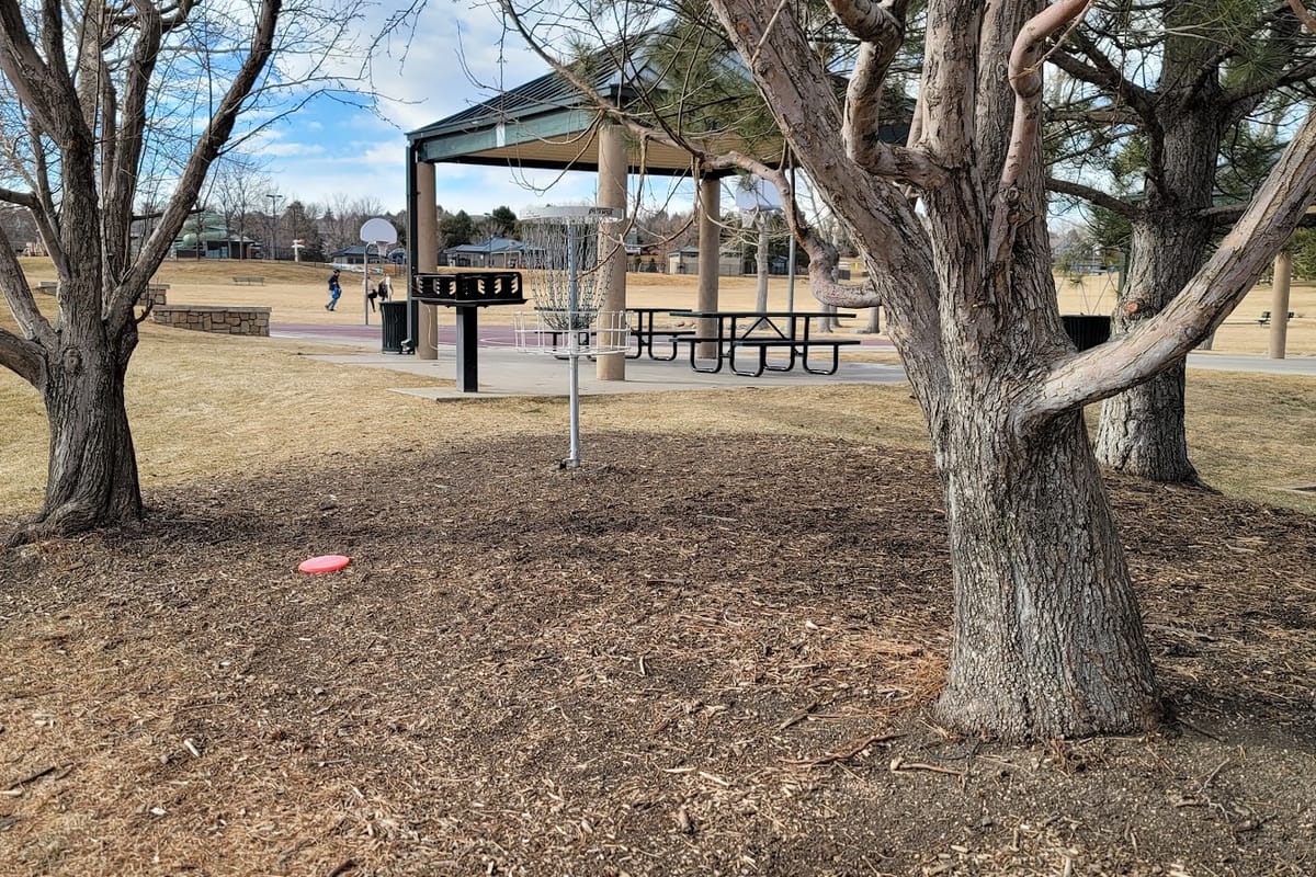 Stonegate Village Park dining area