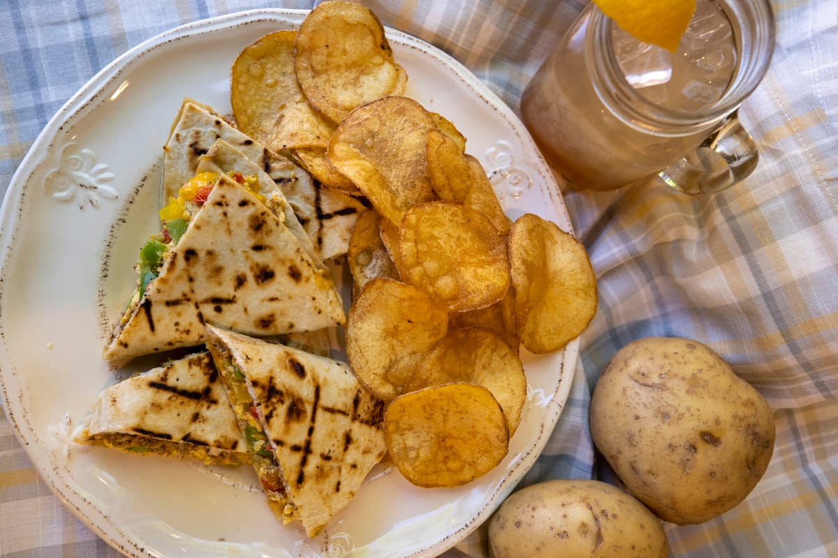 Doug's Diner at Bucket List Tavern - Castle Rock featured offerings