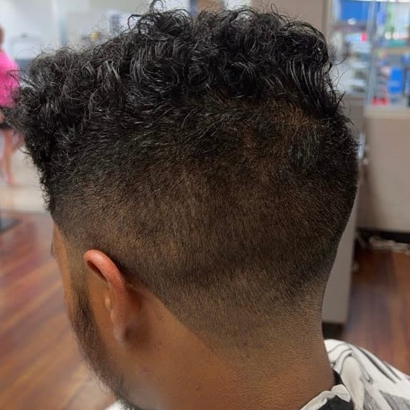 Jordan’s Barbershop & Salon atmosphere and seating