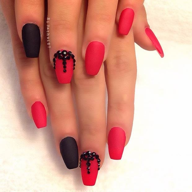 Regal Nails, Salon & Spa featured offerings