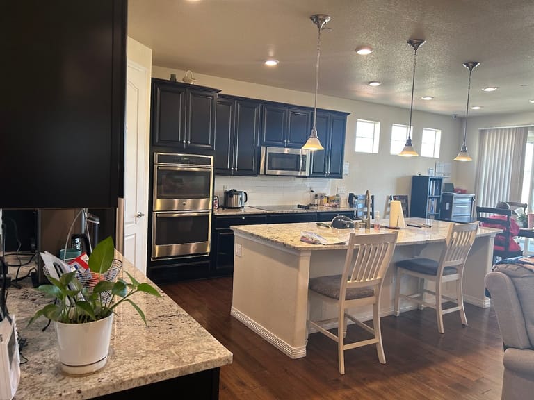 Wellspring Parker Assisted Living atmosphere and seating