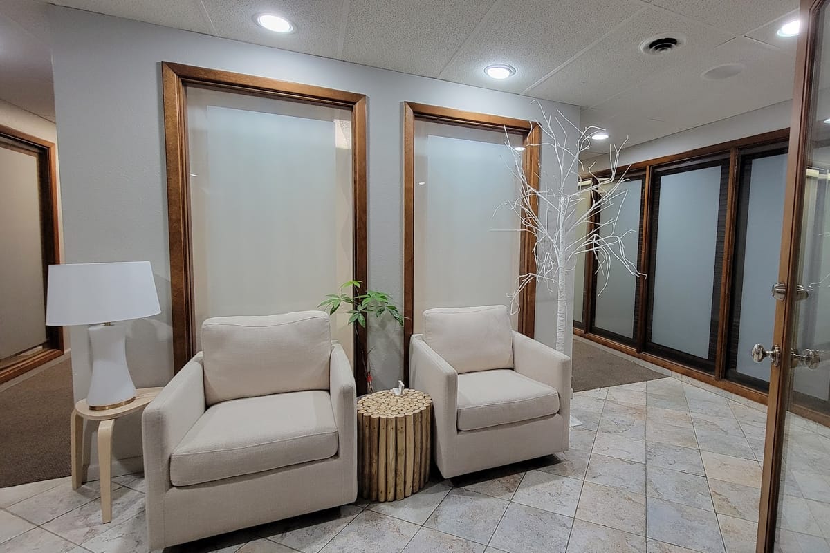 Castle Rock Massage atmosphere and seating