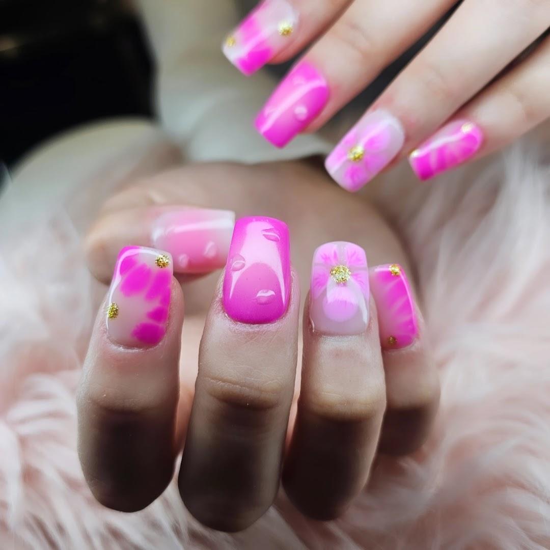 Tiny Paradise salon in Lone Tree, Colorado