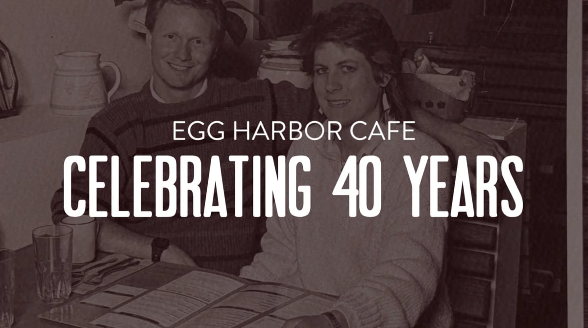 Egg Harbor Cafe - Highlands Ranch atmosphere and seating