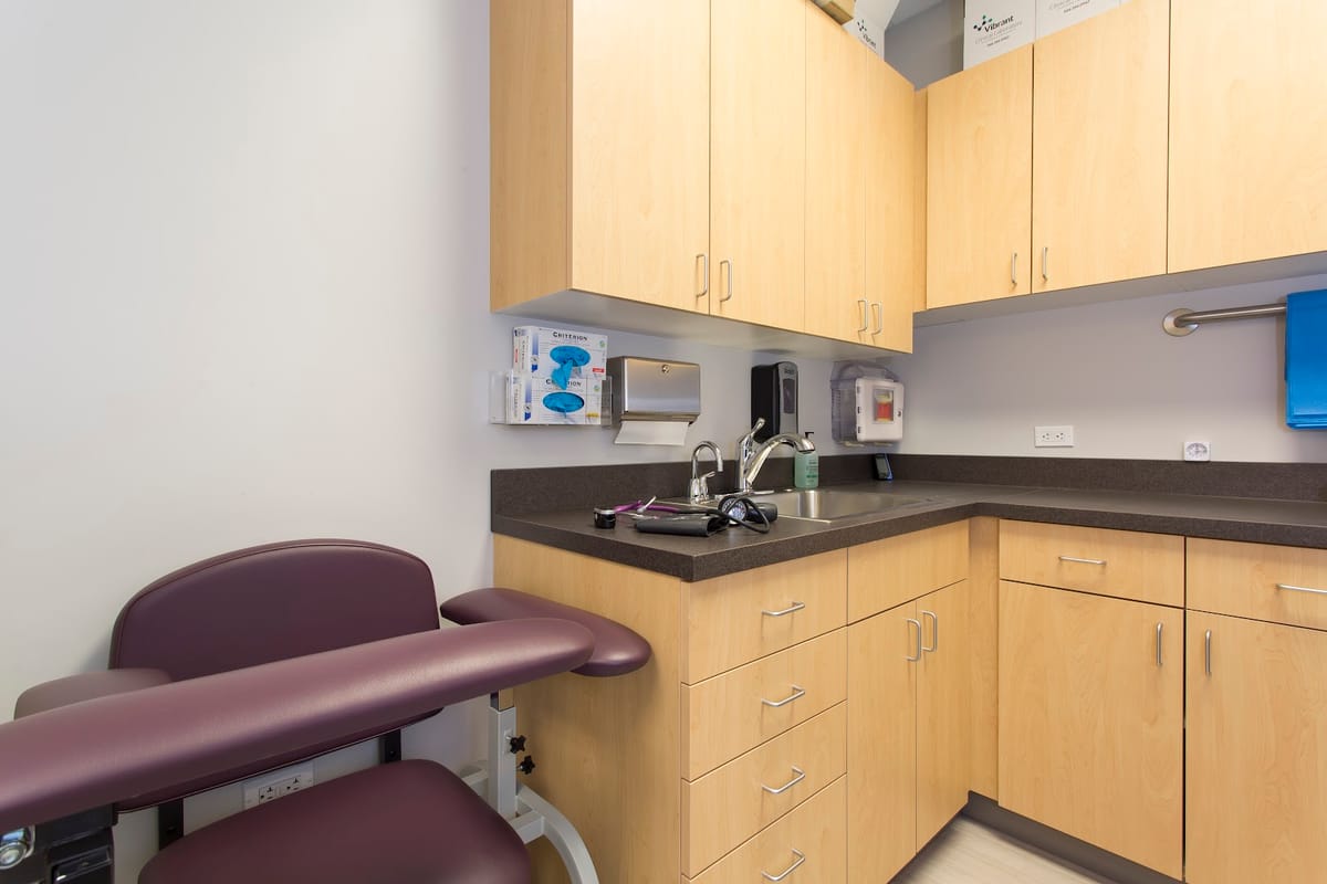 Besana Health & Wellness dining area