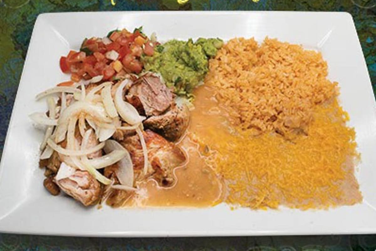 El Cerrito Family Restaurant atmosphere and seating