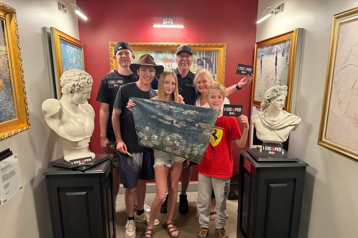 The Escape Game Lone Tree dining area