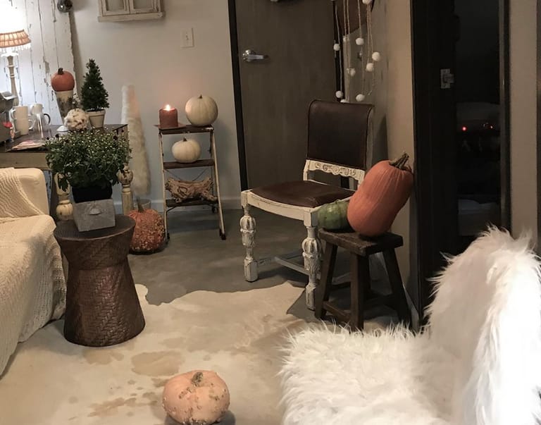 IVORY med spa atmosphere and seating