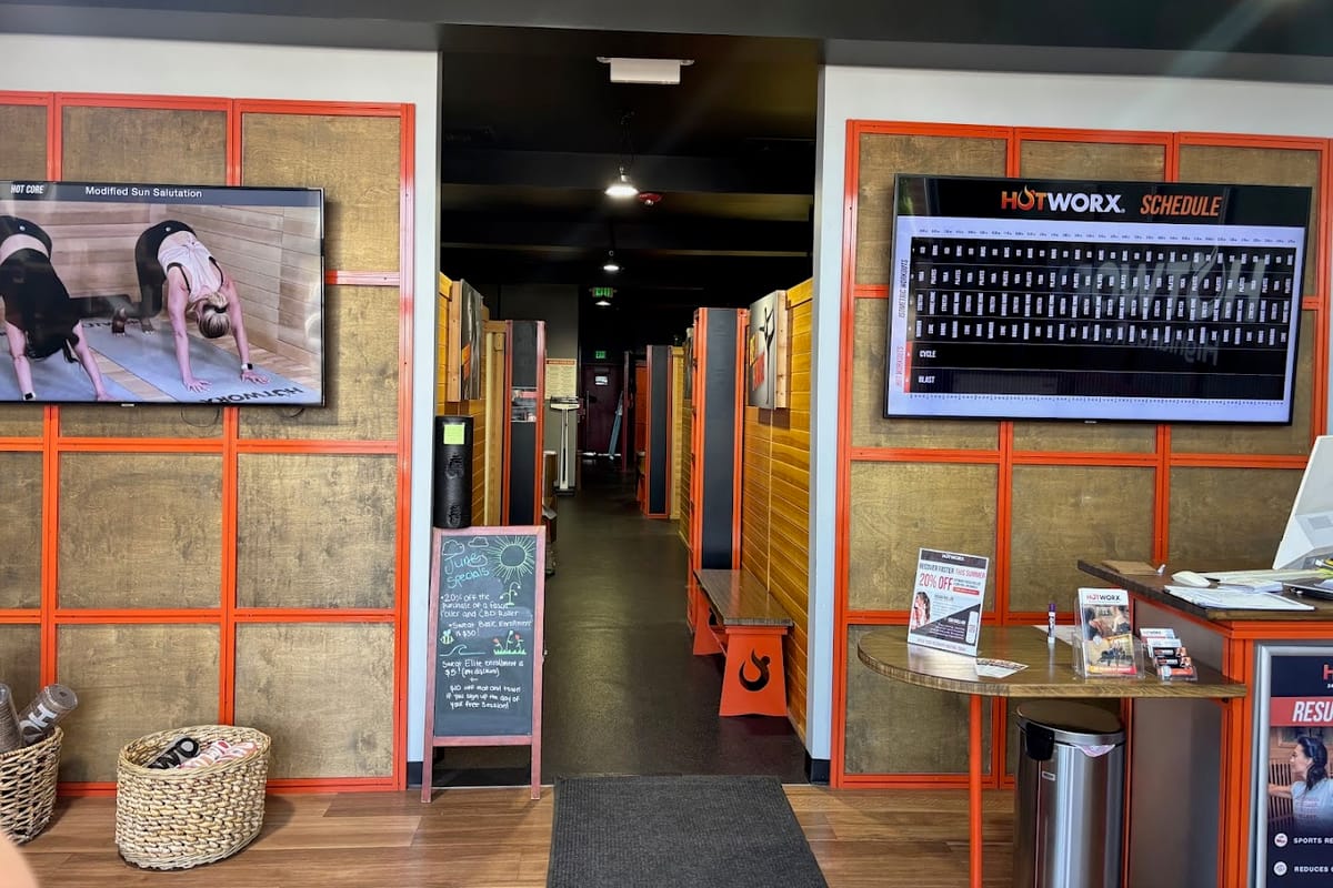 HOTWORX - Highlands Ranch Town Center featured offerings