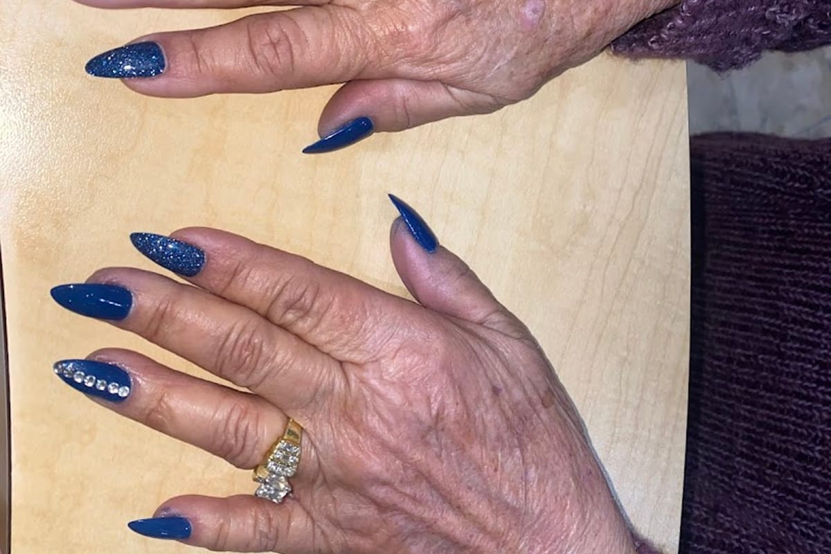 Classy Nails dining area