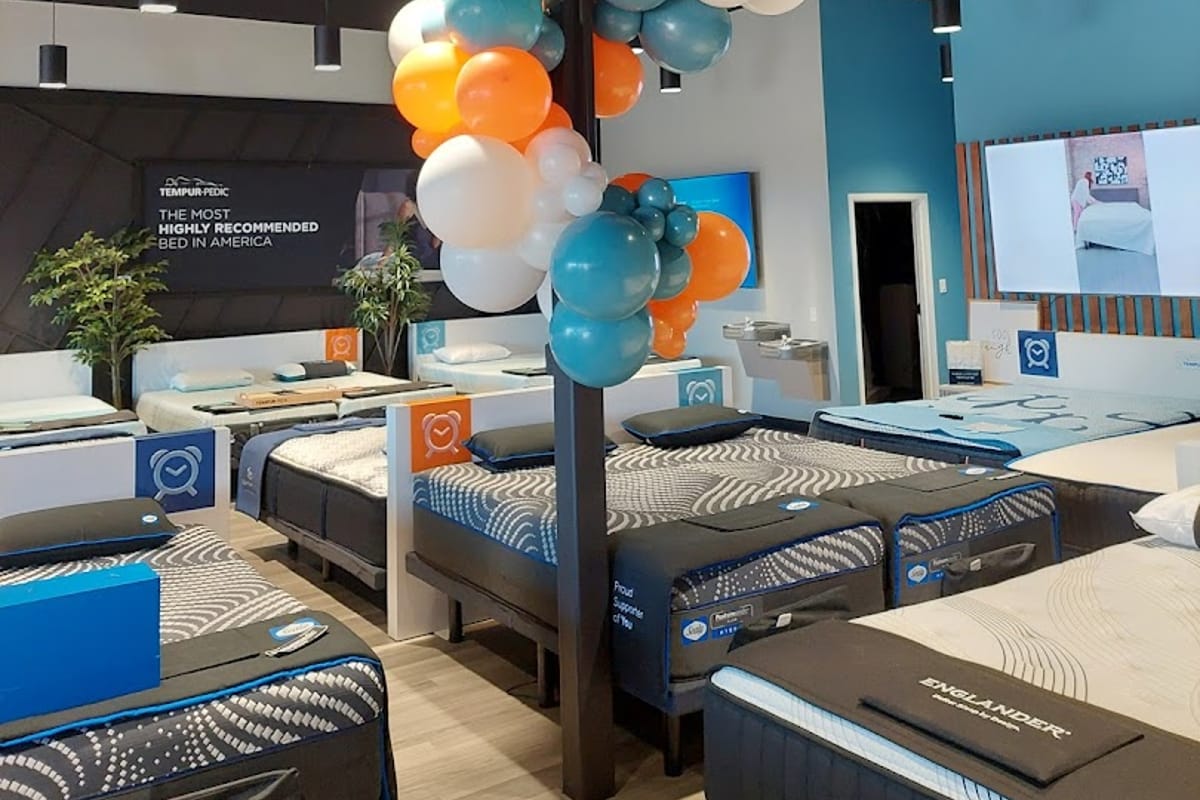 Snooze Mattress exterior entrance