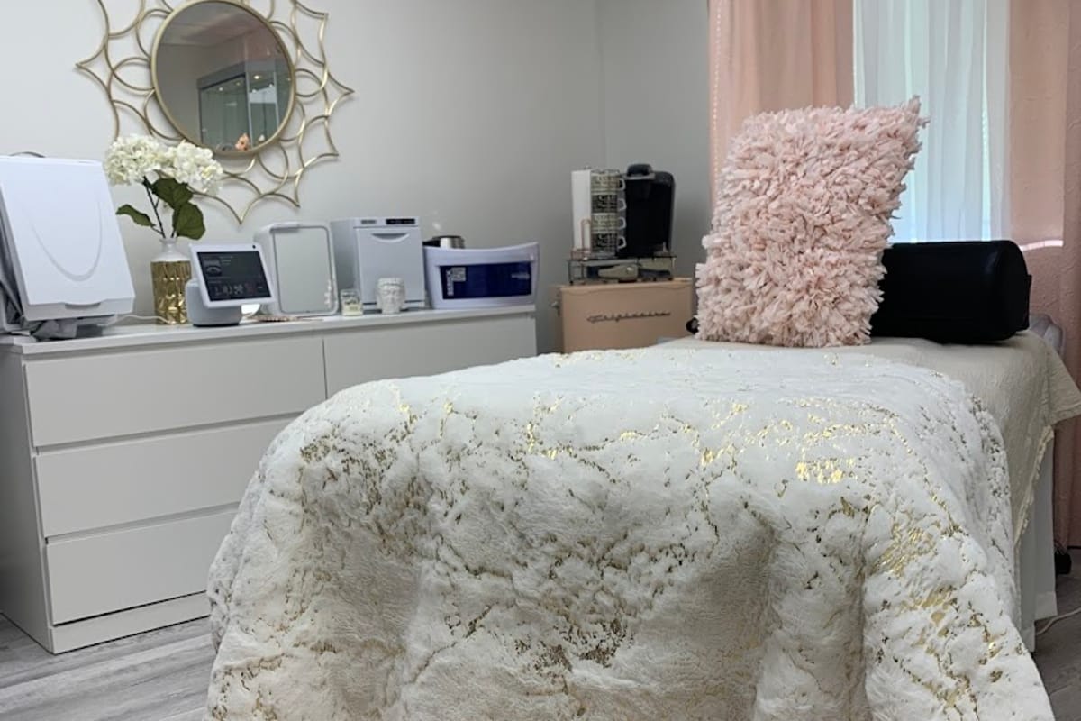 Interior view of Rabashe' Beauty