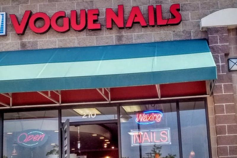 Vogue Nails salon in Highlands Ranch, Colorado