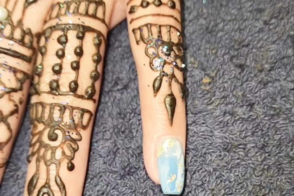 Interior view of Artistic Henna Designs