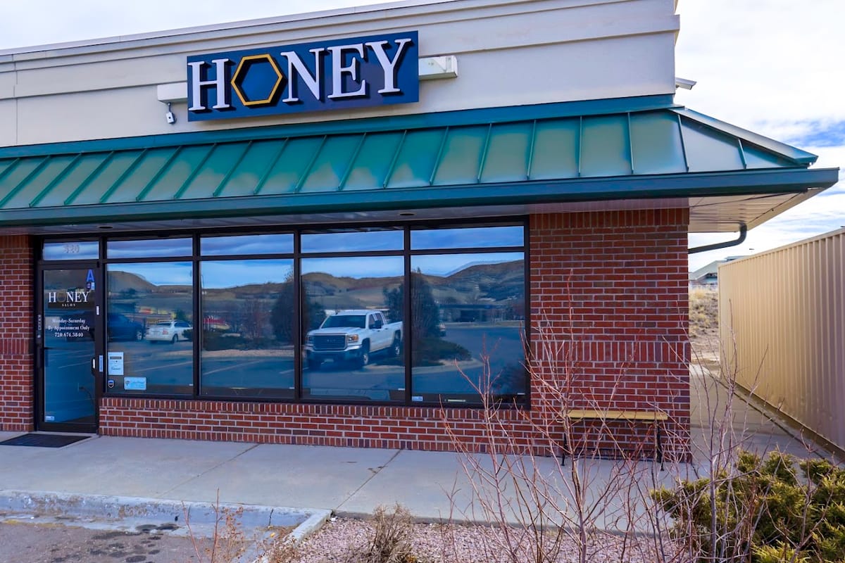 Honey Salon atmosphere and seating