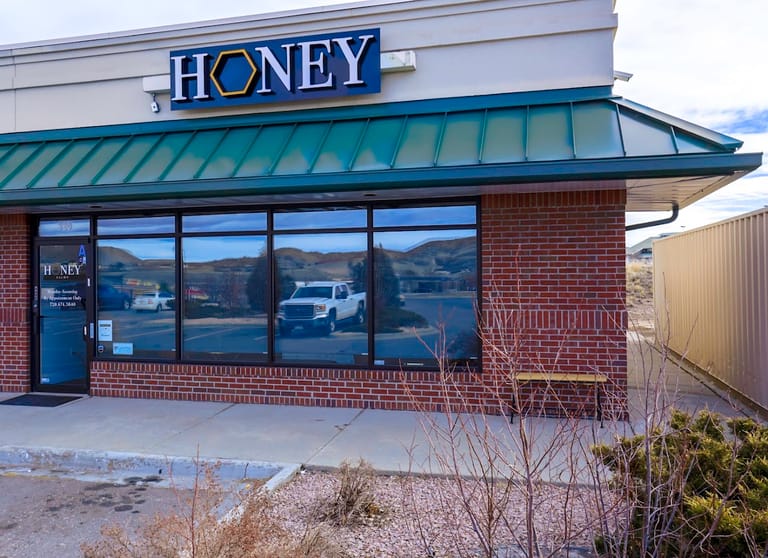 Honey Salon atmosphere and seating