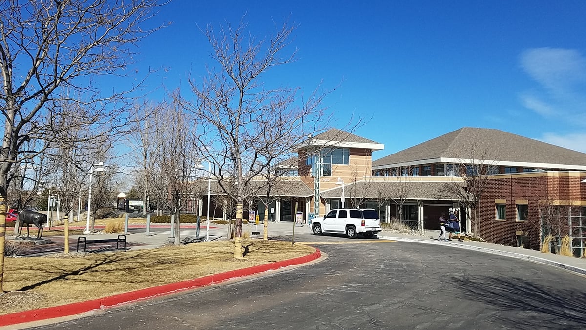 Westridge Rec Center - Highlands Ranch Community Association dining area
