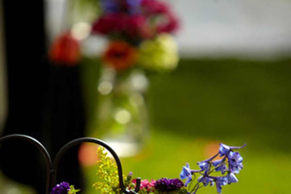 The Garden Path atmosphere and seating