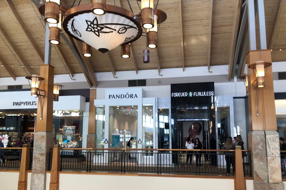 Pandora exterior entrance