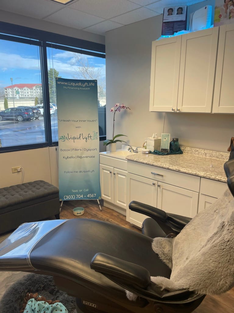 Liquid Lyft atmosphere and seating