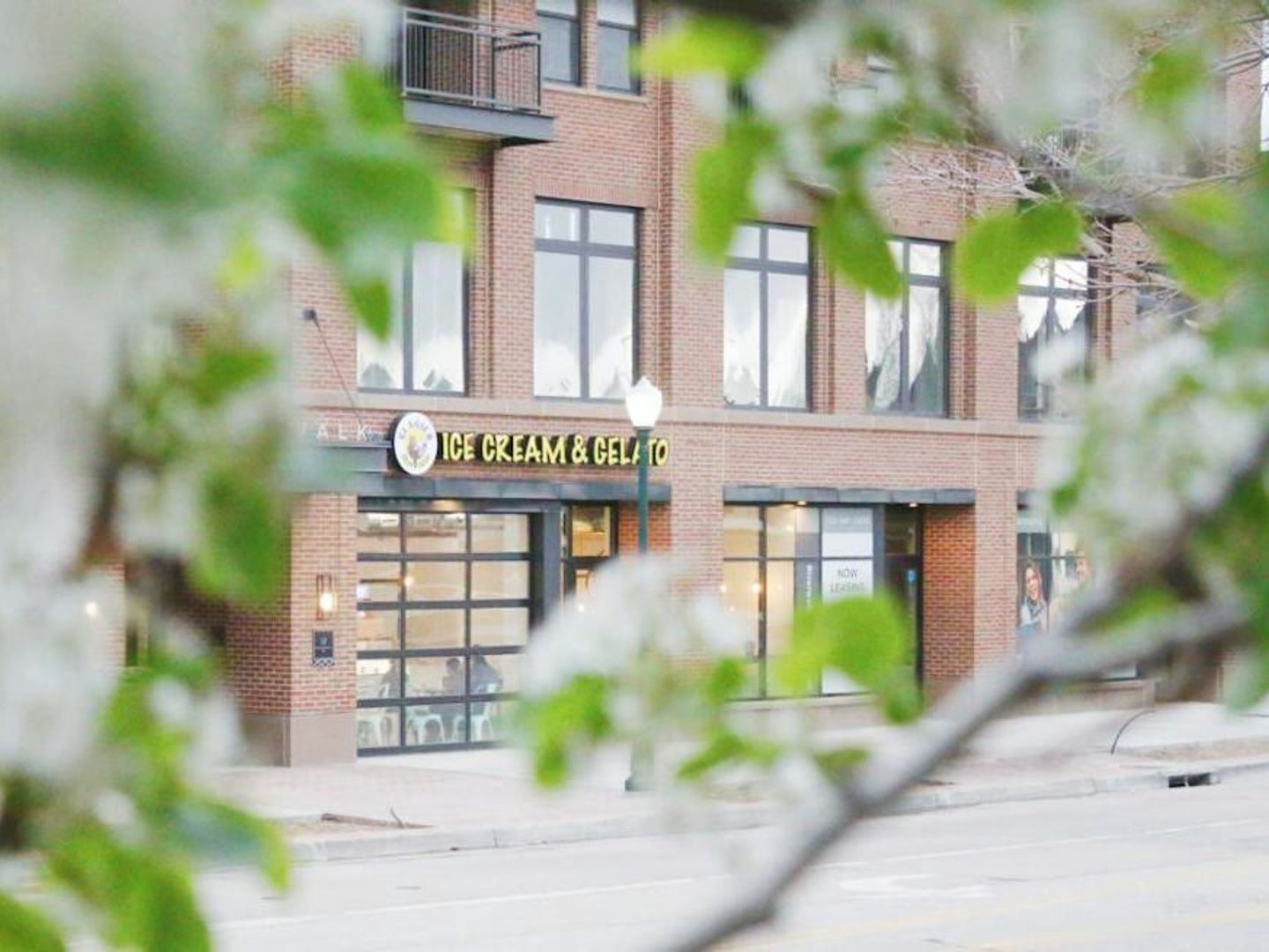 Glacier Ice Cream & Gelato storefront in Castle Rock