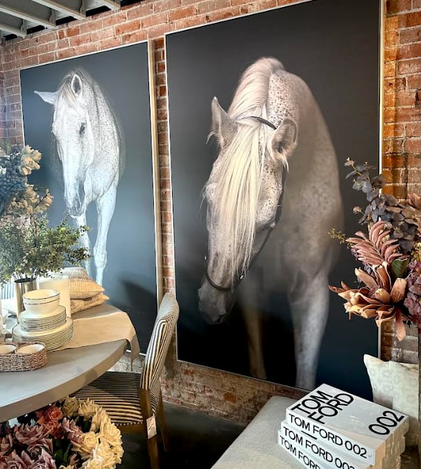 Niche & Co dining area