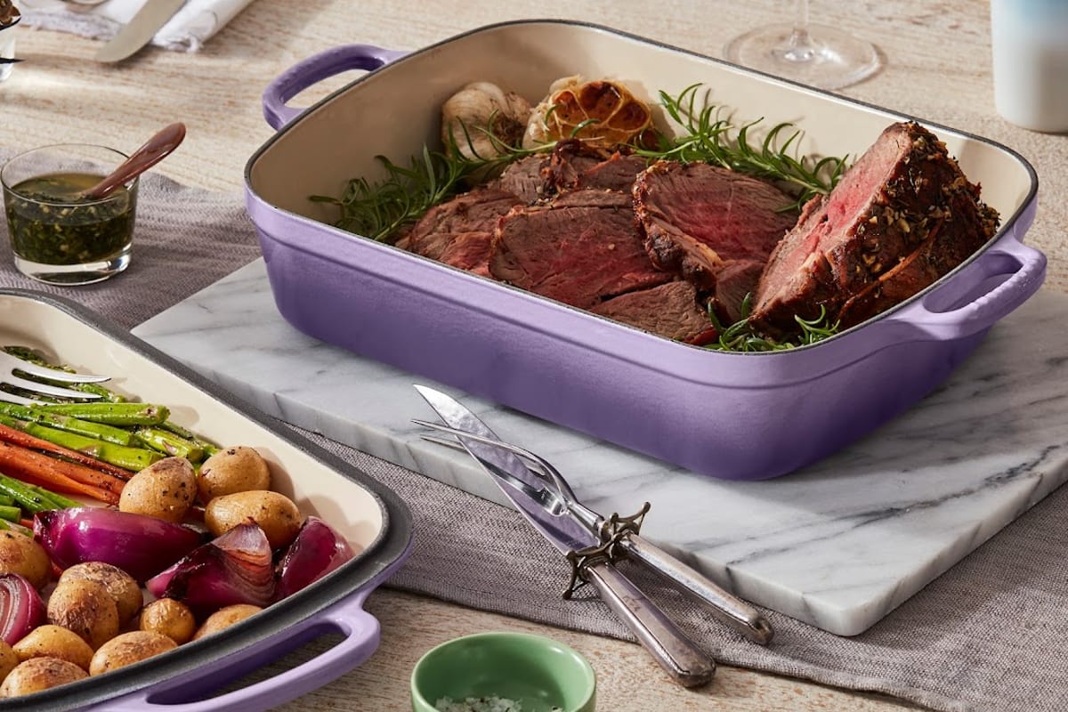 Le Creuset Outlet Store featured offerings