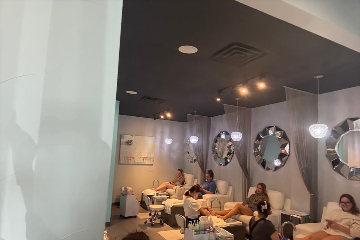 Get Nailed Beauty Spa atmosphere and seating