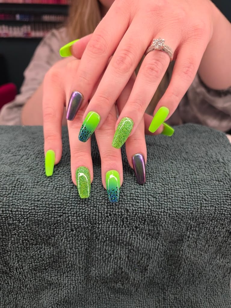 Peaceful Escape Nails (solo provider) dining area