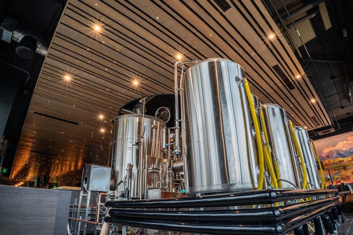 Interior view of Great Divide Brewery & Roadhouse
