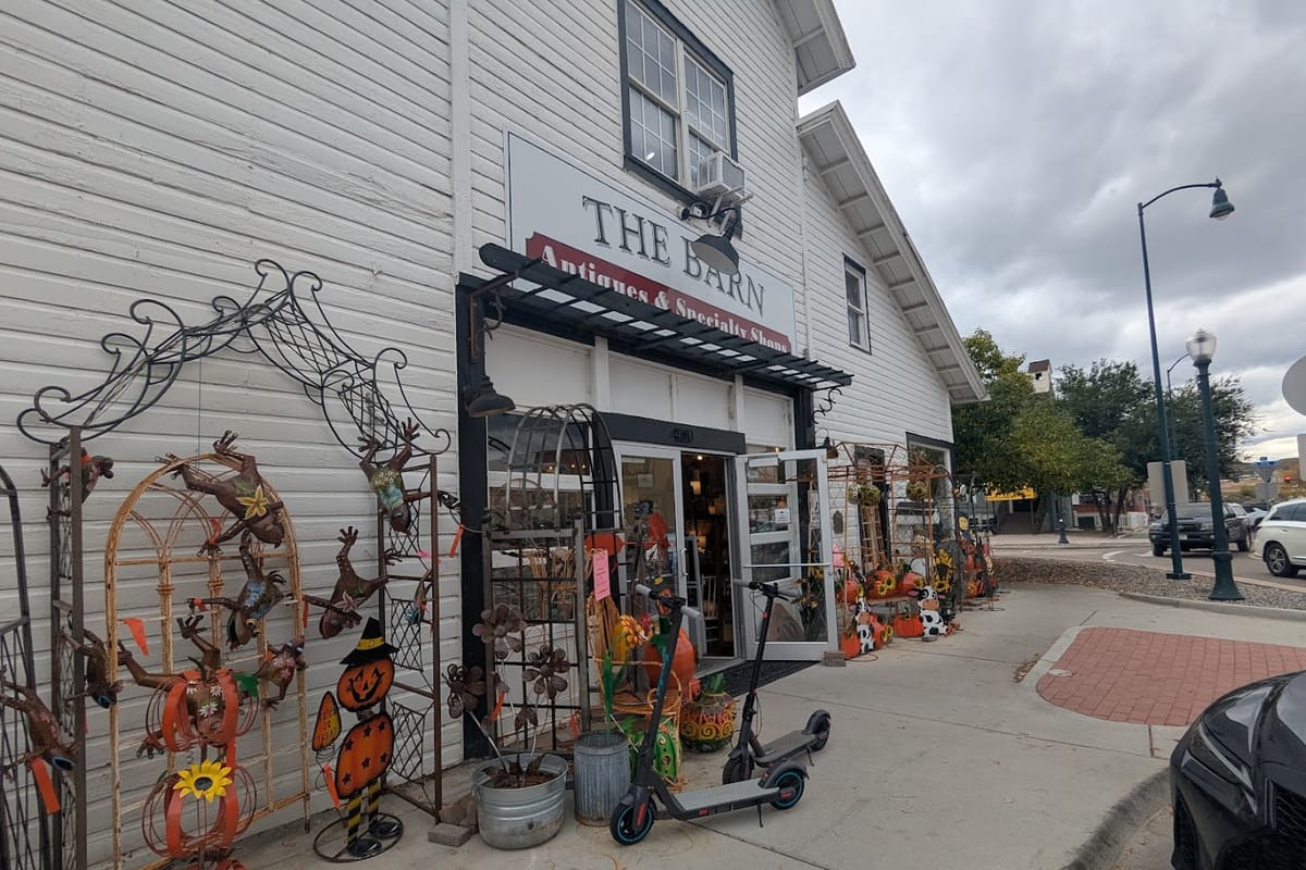 The Barn Antiques and Specialty Shops exterior entrance