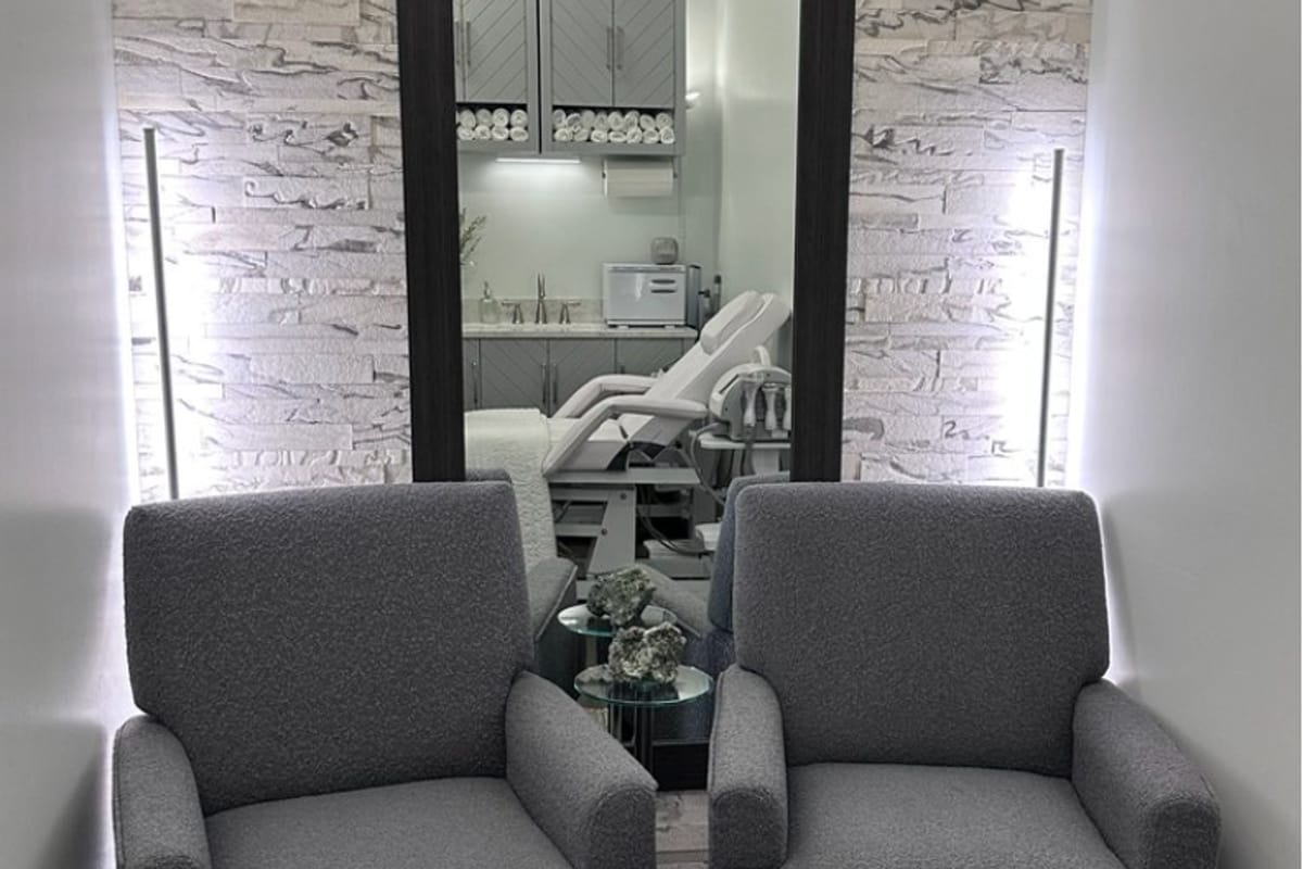 Interior view of Refine.spa