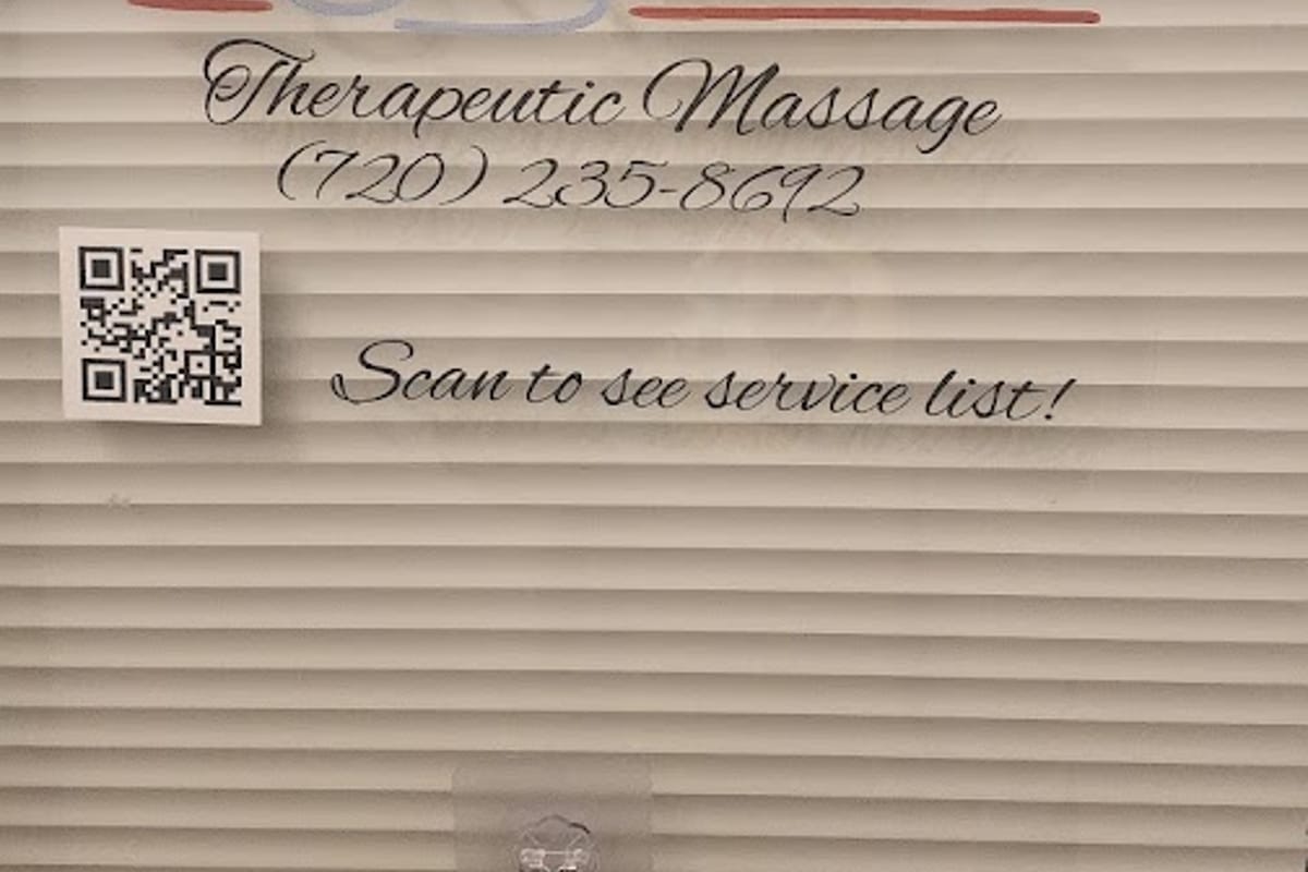 Highlands Ranch Therapeutic Massage atmosphere and seating
