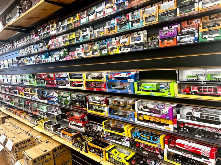Colorado Diecast dining area