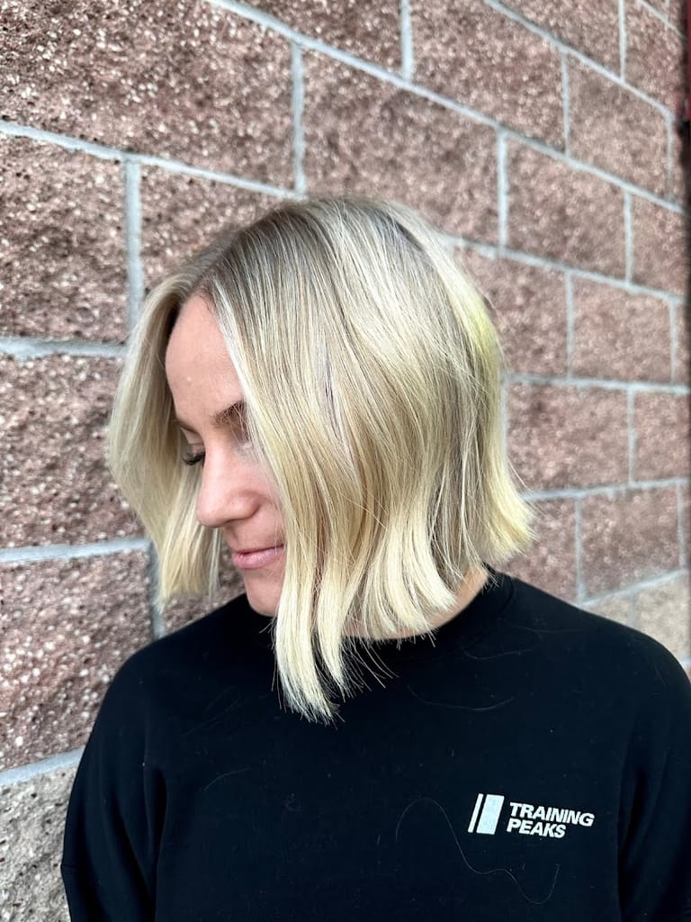 Emilee Reed Hair dining area